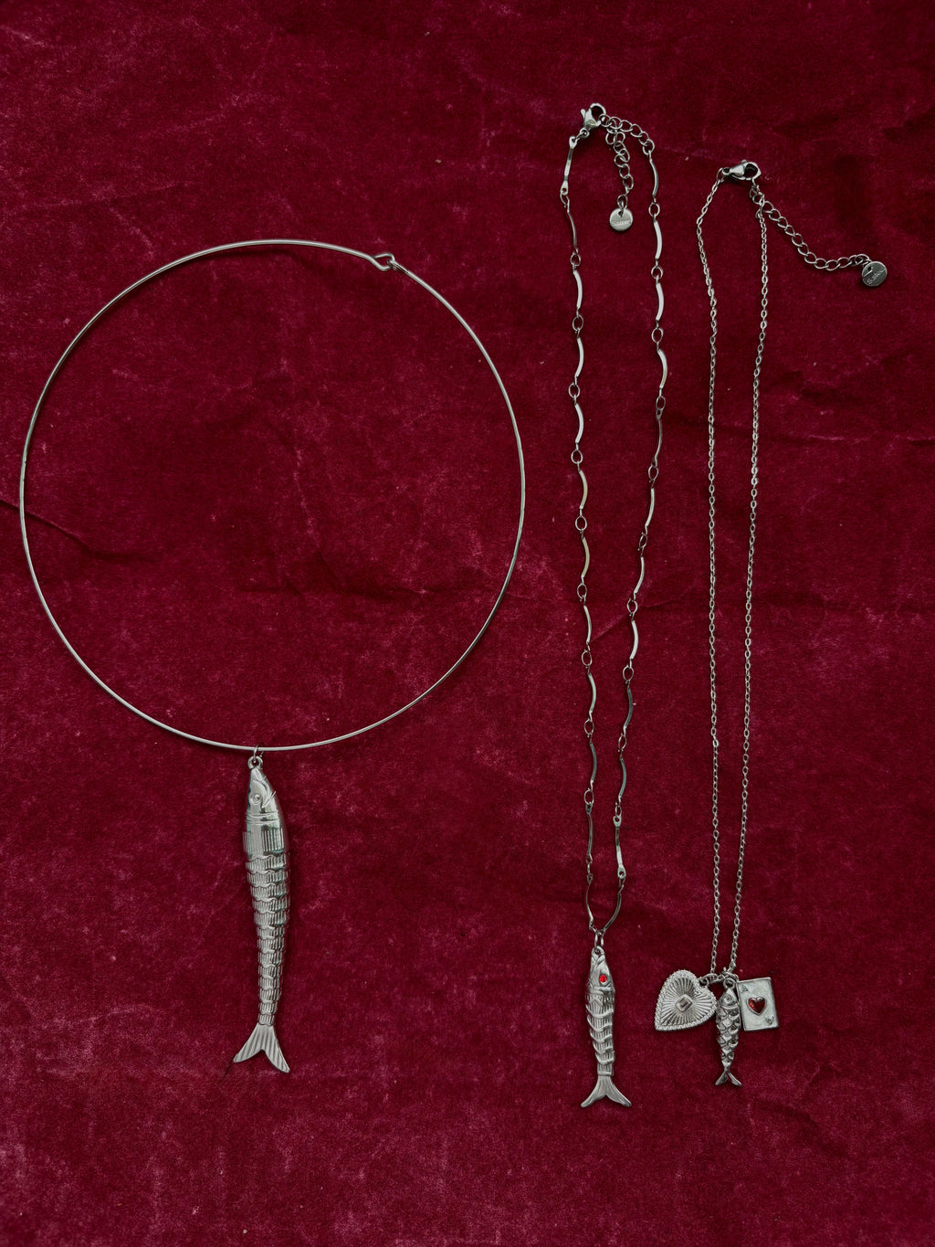 Big fish collar necklace