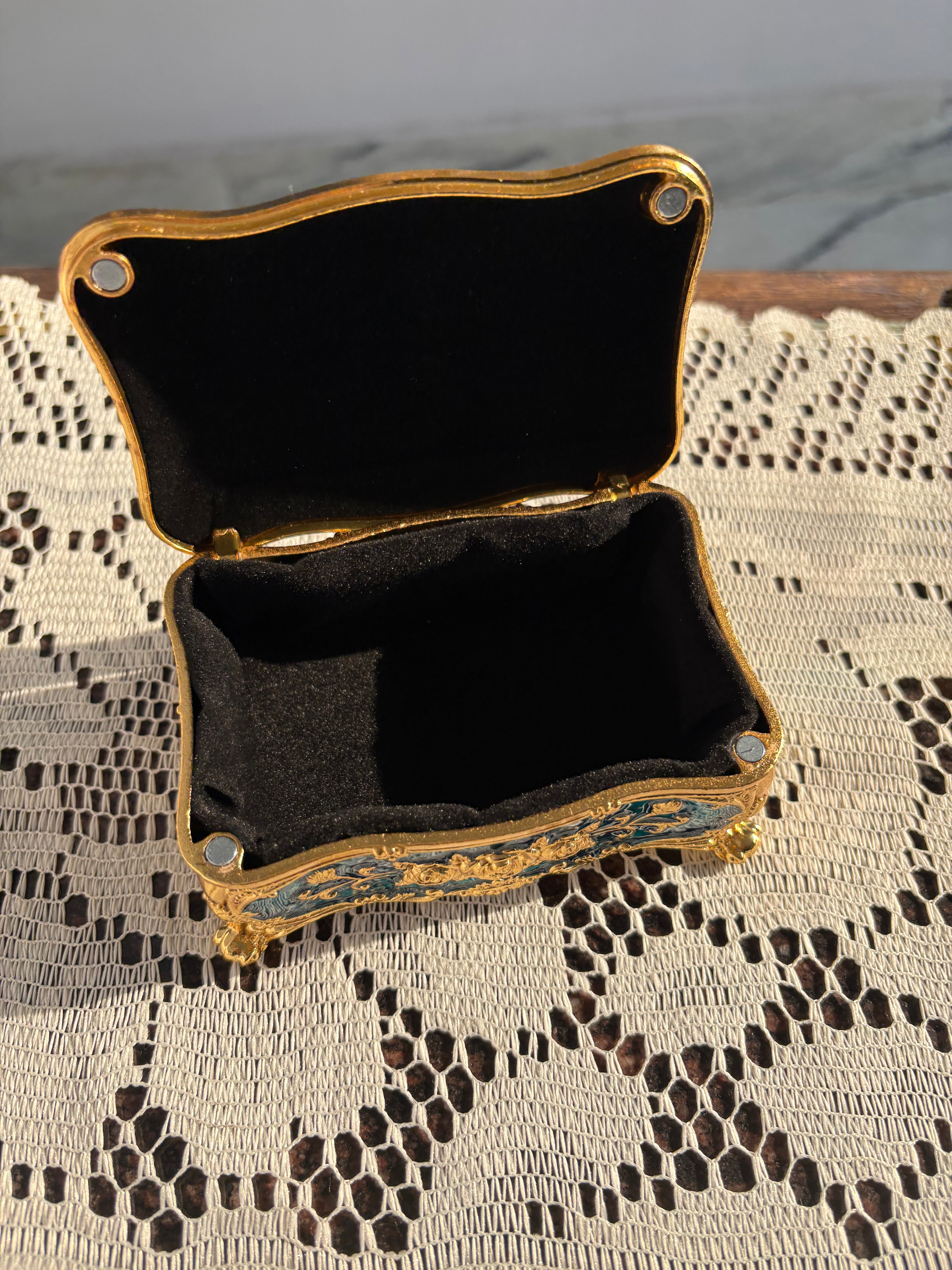 Jewellery box ( blue)