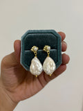 Baroque pearl earring