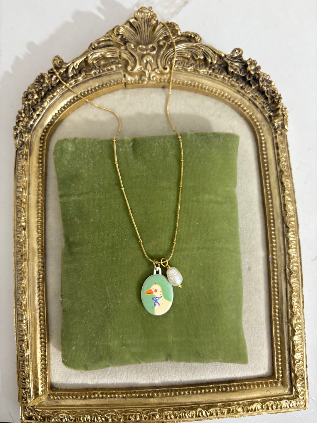 Ceramic cute duck locket